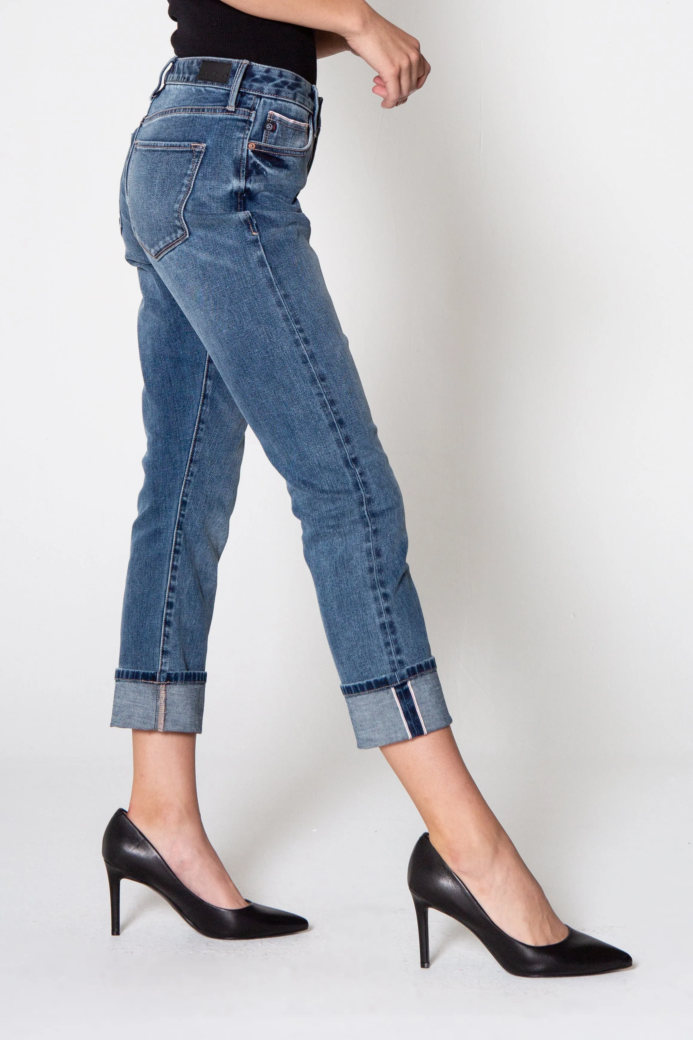 9 1/2" BLAIRE HIGH RISE CUFFED SLIM STRAIGHT JEANS IN COTTON