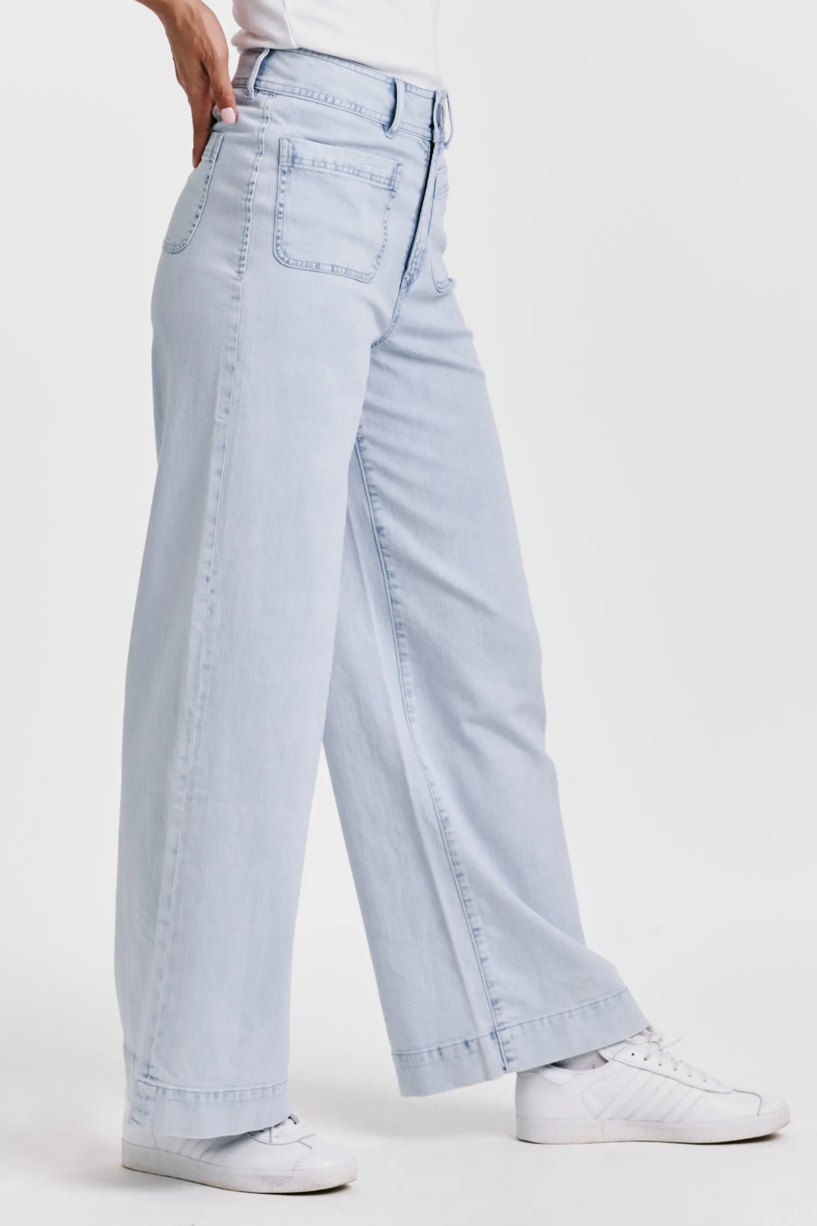 AUDREY SUPER HIGH RISE WIDE LEG JEANS ARTHLOW