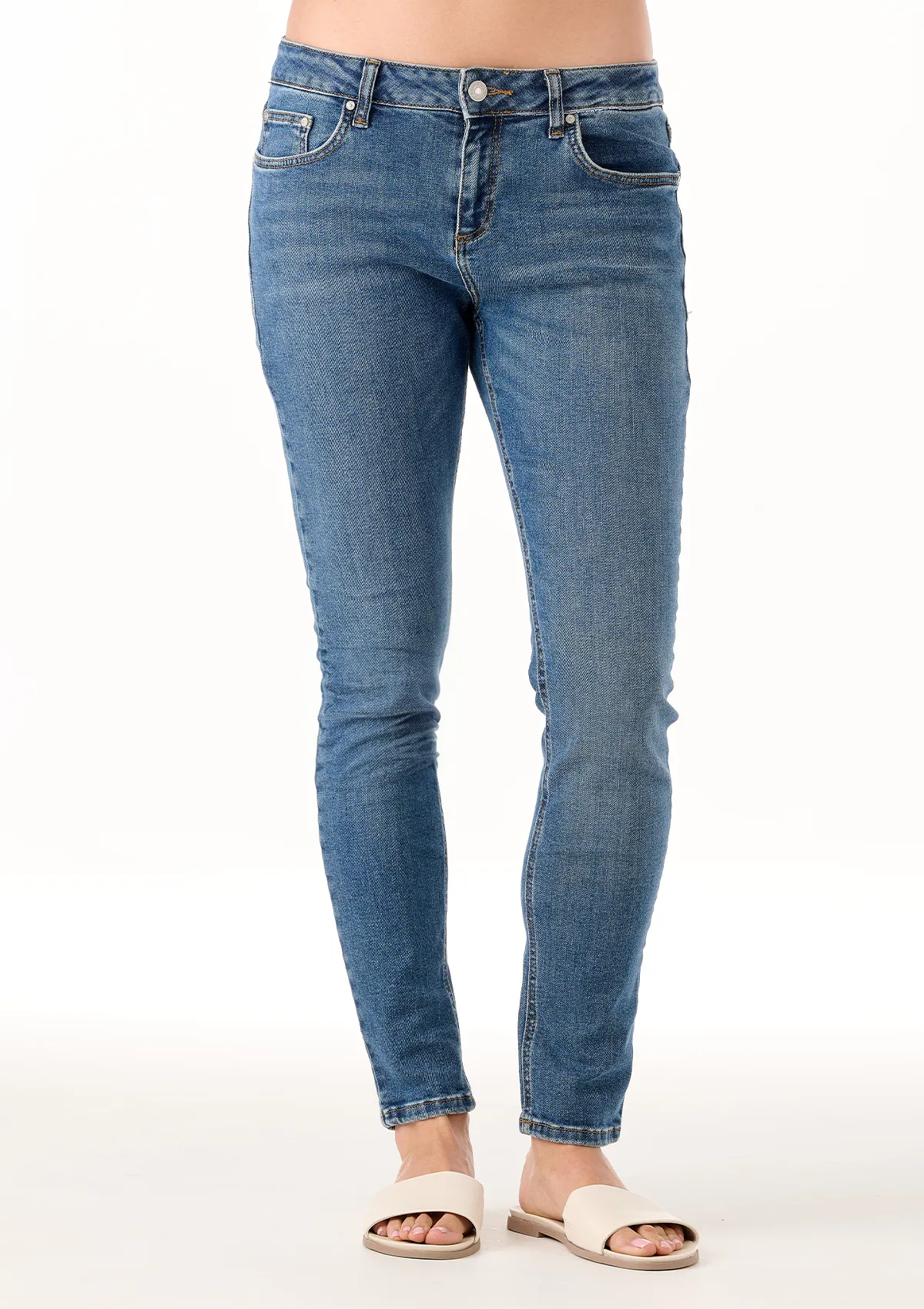 Mika Blue Echo Boyfriend Jean