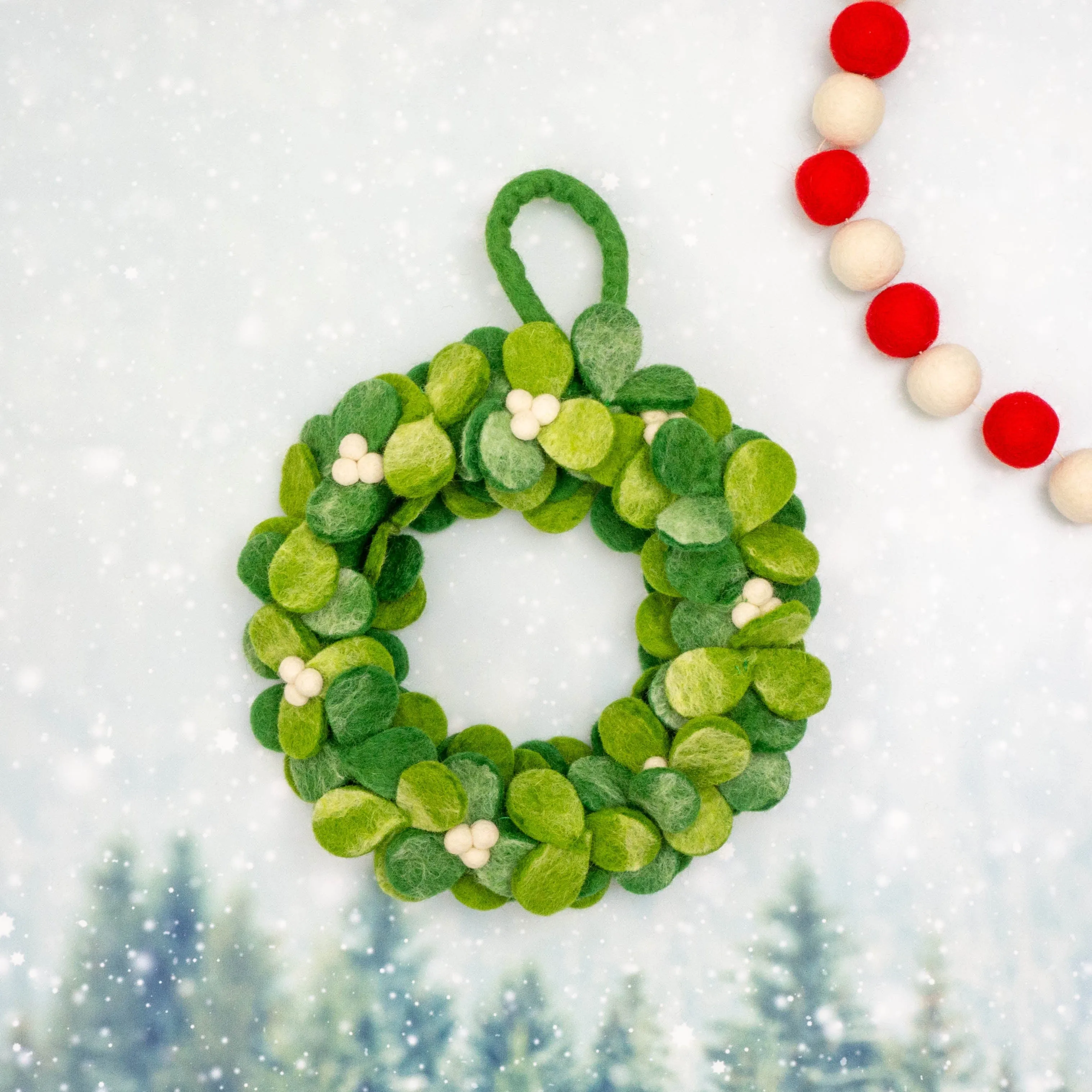 Mistletoe Holiday Wreath